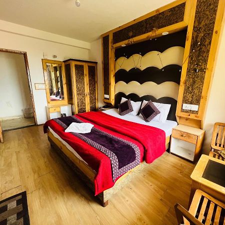 Wooib Hotels Manāli Екстериор снимка