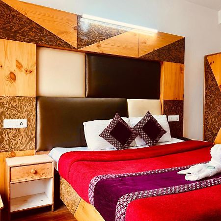 Wooib Hotels Manāli Екстериор снимка