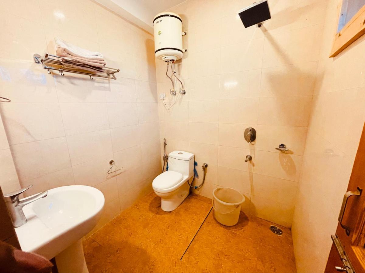 Wooib Hotels Manāli Екстериор снимка