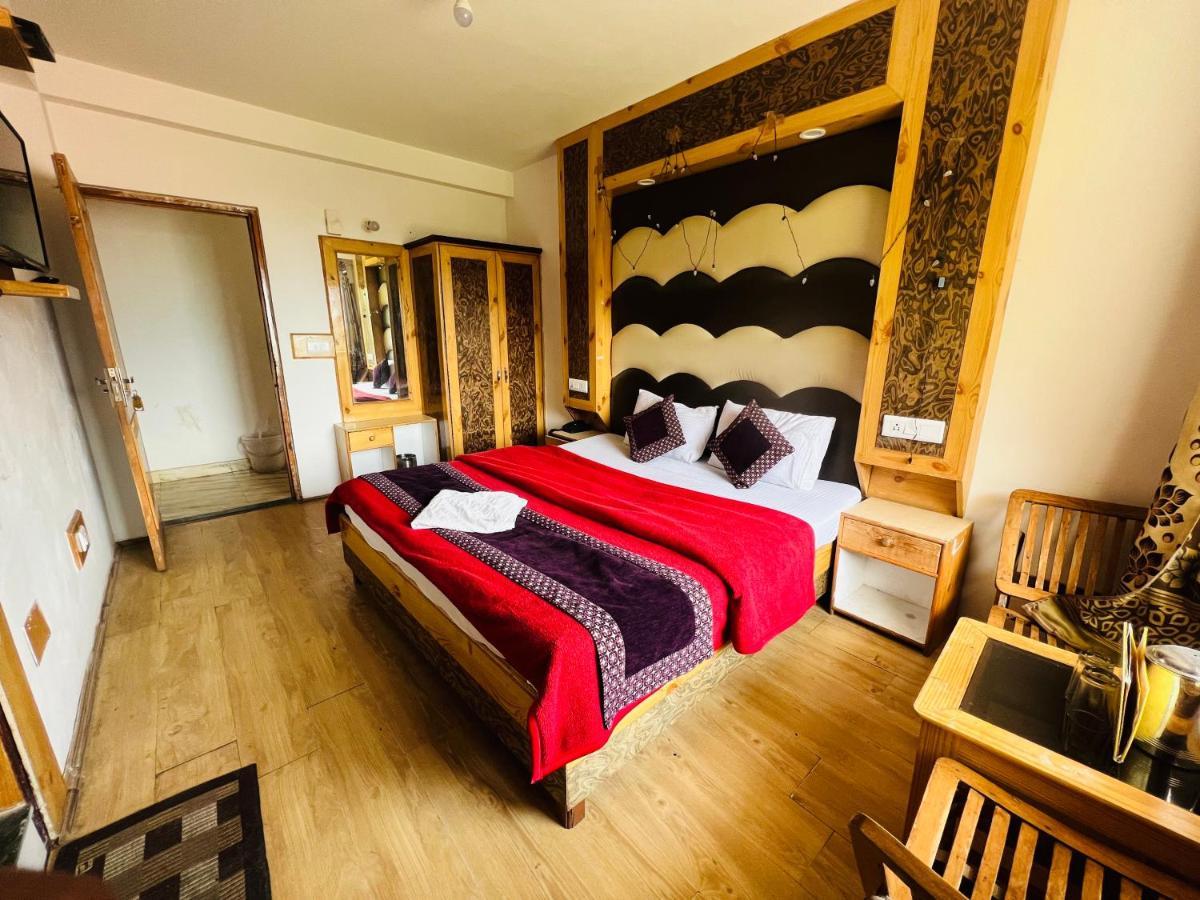 Wooib Hotels Manāli Екстериор снимка