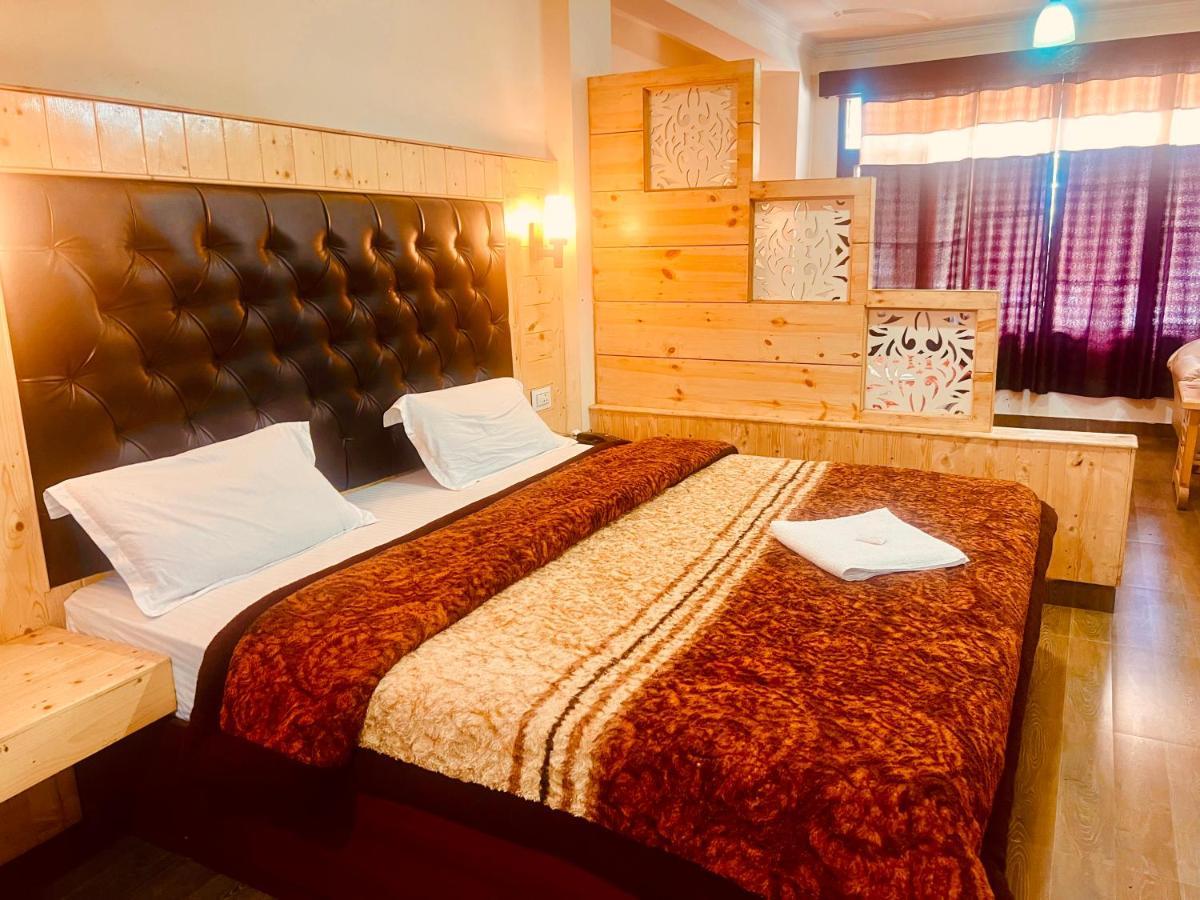 Wooib Hotels Manāli Екстериор снимка