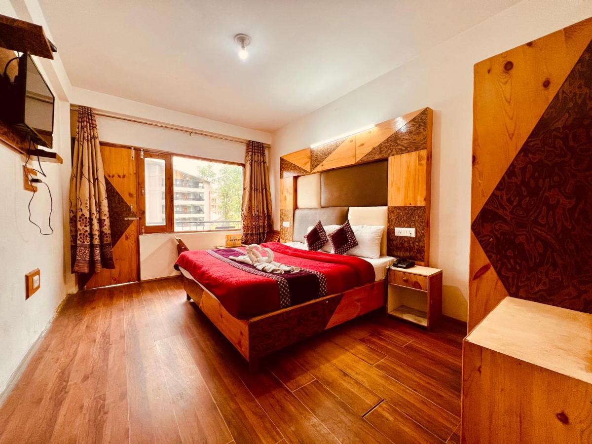 Wooib Hotels Manāli Екстериор снимка