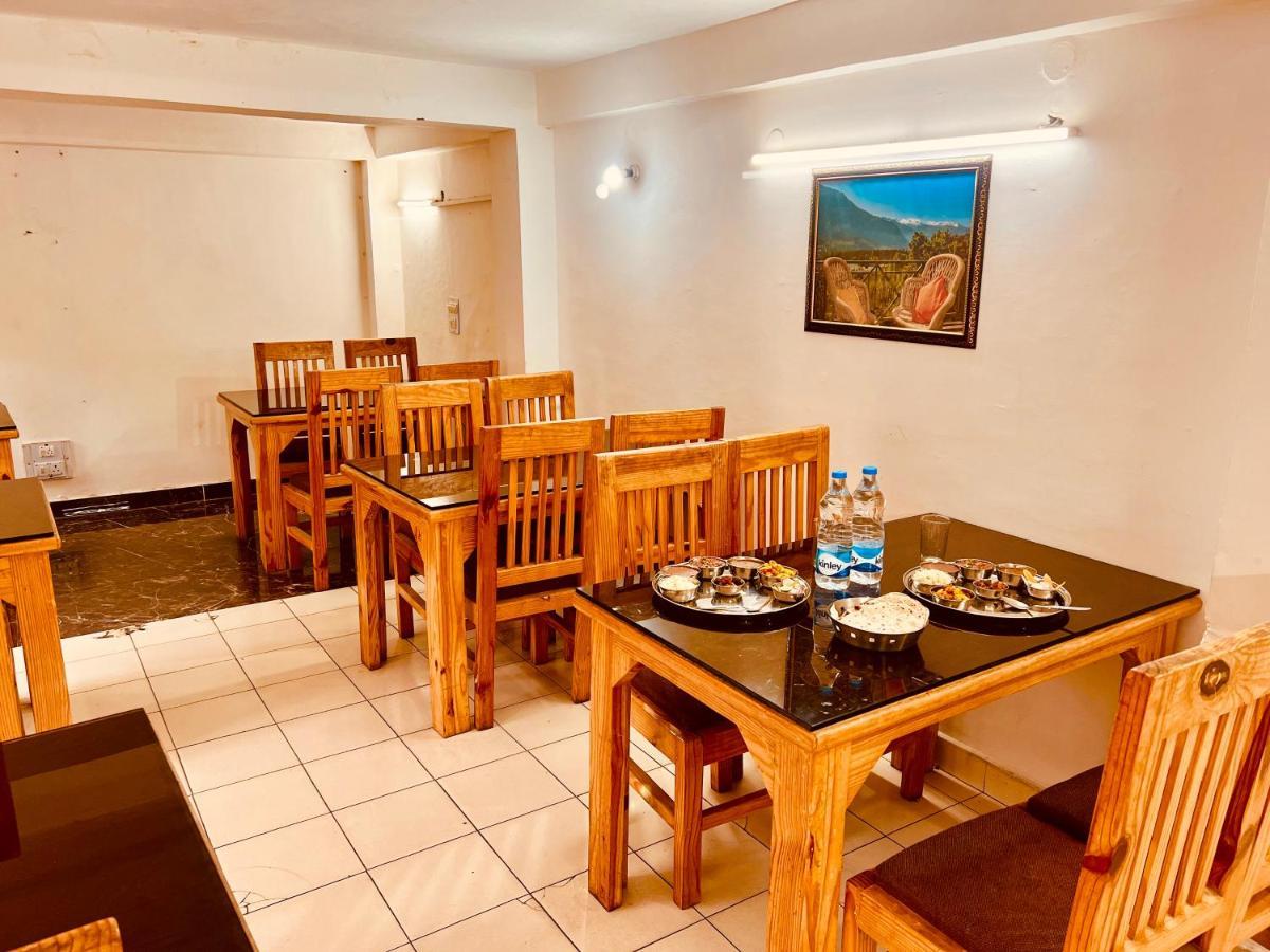 Wooib Hotels Manāli Екстериор снимка
